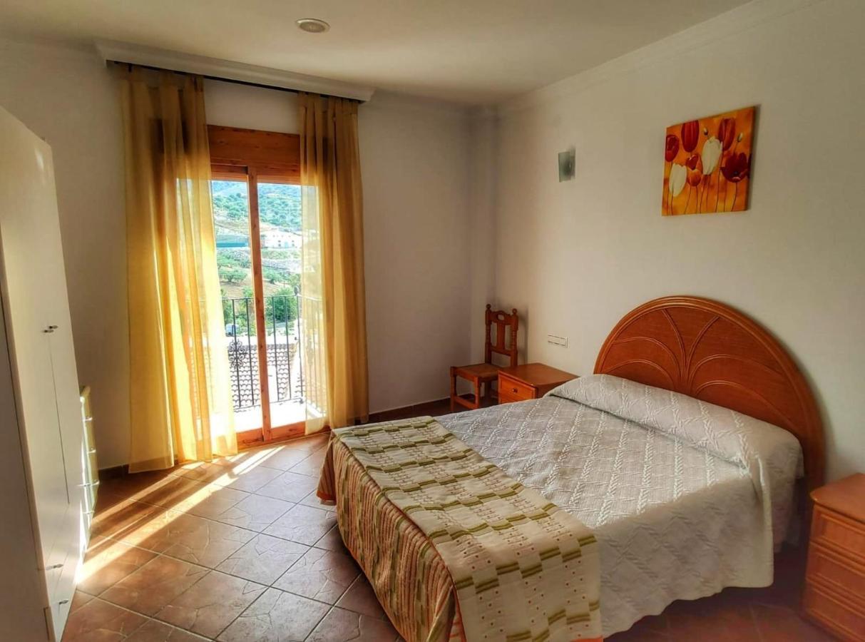 Villa Casa Amplia Con Terraza En La Viñuela Extérieur photo