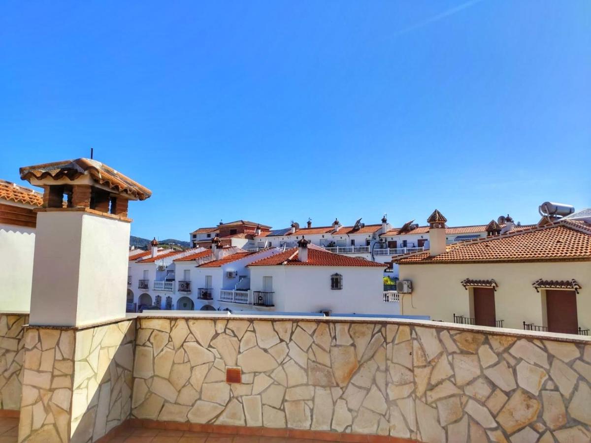 Villa Casa Amplia Con Terraza En La Viñuela Extérieur photo